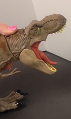 2 -Mattel Jurassic Park Tyrannosaurus Rex 22″ 1- Walking/Sound Unbranded