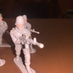Vintage 2.5” TOY SOLDIERS Lot Of 12 in Camouflage Uniforms