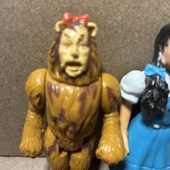 Wizard Of Oz Dorothy And Lion Figures