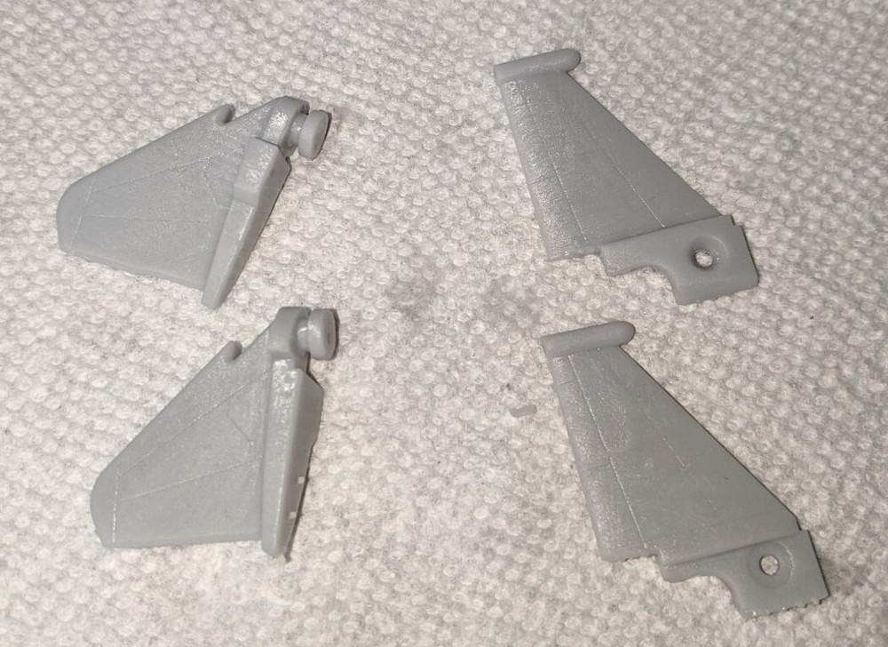 1985 SUPER GOBOTS TONKA LEADER ONE JET AIRCRAFT TAIL FIN Repair Parts SET