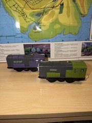 SPLATTER DODGE ! Thomas Friends Train TRACKMASTER TOMY BRITT ALLCROFT 1996 1997