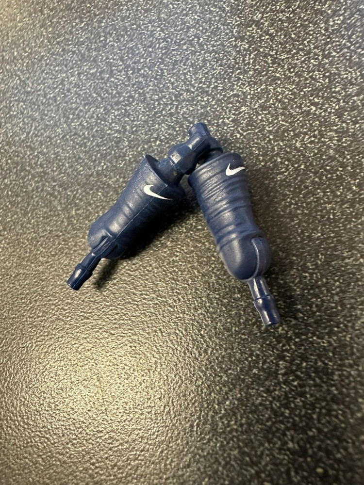 Hasbro Starting Lineup White (Nike Leg Pieces Socks ONLY) 6″ Scale MINT Ja