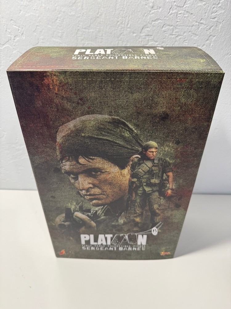 Hot Toys MMS141 Platoon 1/6th Scale Sergeant Bob Barnes Tom Berenger 12 Inch 1:6