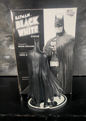 Batman Black And White Statue By Brian Bolland DC Direct 2005
