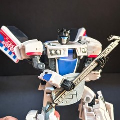 IDW Jazz Style Head Hands Weapon Upgrade Kit For Age of the Primes Smokescreen