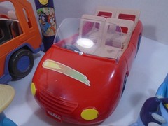 BIG LOT OF BLUEY FIGURES, VEHICLES, AND ACCESSORIES (LOOK) LOT #1