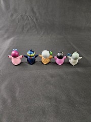 Lot of 5 Ultra Rare Pudgy Penguins Gray, Pink Hawaiian Blue, Pengu Loose 2″ Figs