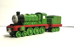 2002 HENRY and TENDER Thomas The Train Friends Take n Play Along Die Cast Metal