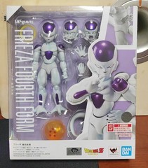 Bandai S.H.Figuarts Dragon Ball Z Frieza 4th Form Action Figure SHF Brand New