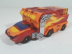 DX9 – D06 – Carry (Hot Rod, Rodimus) – Original Color Release