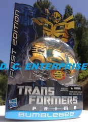TOMY HASBRO TRANSFORMERS PRIME DELUX BUMBLEBEE FIRST EDITION SCOUT NIB CHINA2011