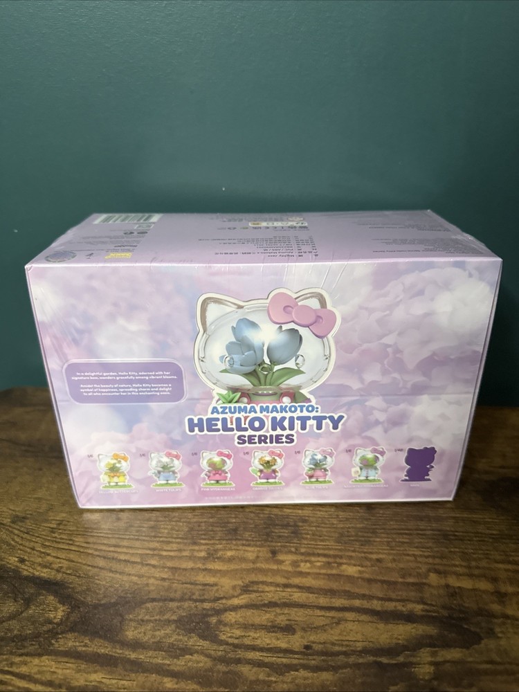 Mighty Jaxx Azuma Makoto x Sanrio: Hello Kitty Series Sealed Tray of 6 Flowers