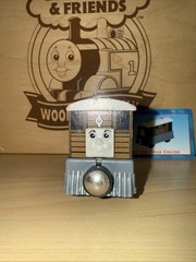 TOBY ! THOMAS FRIENDS TRAIN WOODEN ! 1998 CARD ! BRITT ALLCROFT TRAM ENGINE