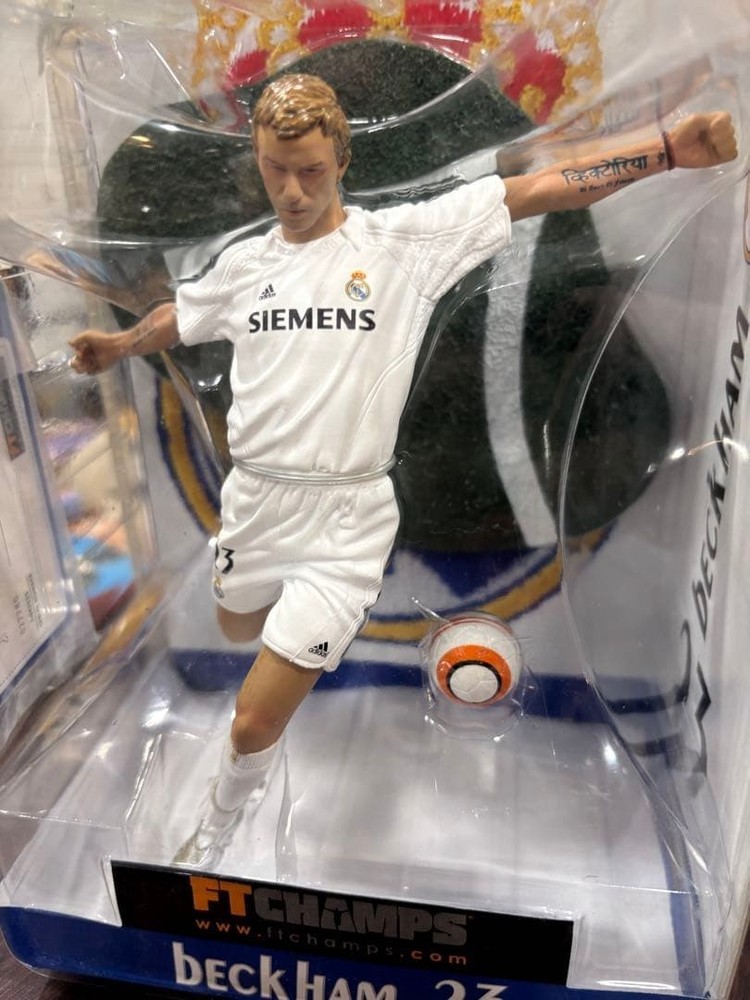 FT Champs Real Madrid Beckham 23 Soccer Action Pose Figure 6″ Netcam 2006