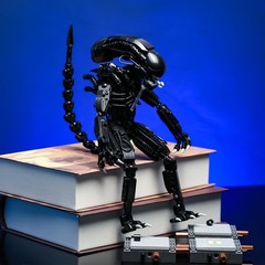 Xenomorph Action Figure Building Kit Compatible with Lego Sets for for Adults,Ho