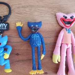 POPPY Playtime Scary Huggy Wuggy 5″ Lot Of 4 Posable Action Figures 2 Keychains