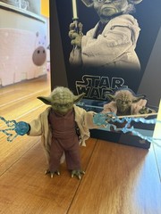 Hot Toys Star Wars MMS495 Yoda Episode II Attack of the Clones Figure