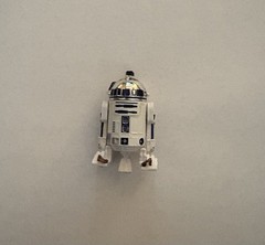 Star Wars R2-D2 Action Figure 2in Plastic White Blue Silver TV Movie Games