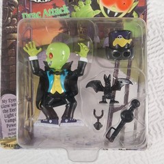 Little Dracula Action Figure Drac Attack w/ Light Up Eyes