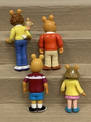 Vintage 1990’s PBS Kids Arthur Family Figurines 4pc Toy Figure Lot Marc Brown