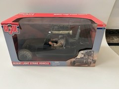 G.I. Joe 1/6 DESERT LIGHT STRIKE VEHICLE & Exclusive Soldier Chenowth Dune Buggy