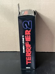 NECA Terrifier 2 (Blood Splattered) ART THE CLOWN Ultimate Action Figure 2026