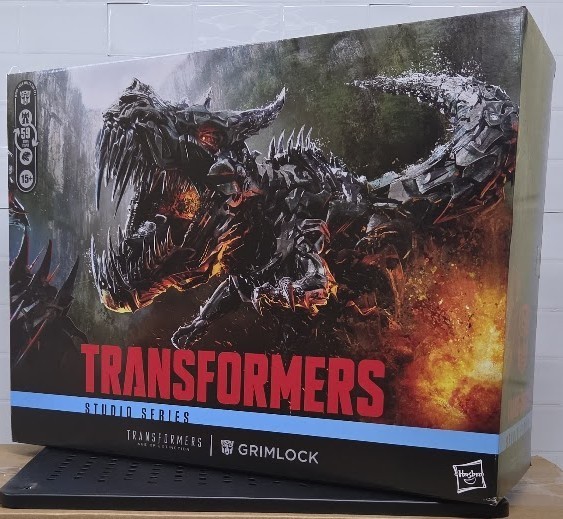 Transformers Studio Series 15 Inch Action Figure Titan Class – Grimlock Movie 4