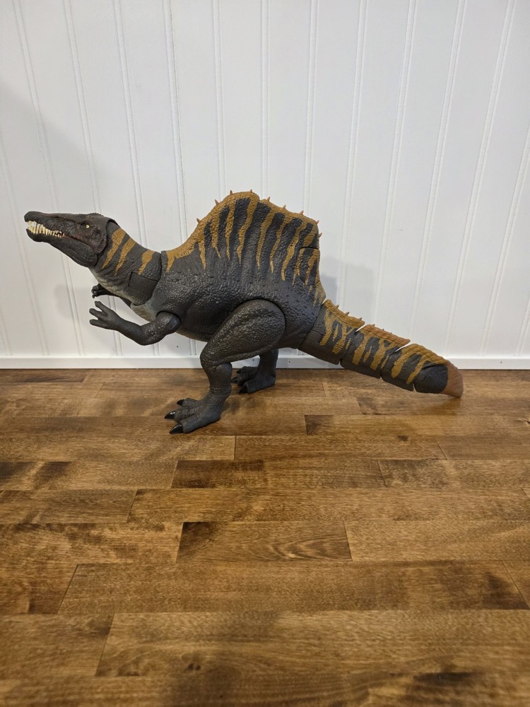 Jurassic World Rebirth Tail Thrasher Spinosaurus Dinosaur – 22” Long