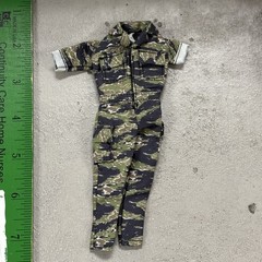 SU-CH-MLT-GRN: 1/12 Green Camo military uniform for 6″ medium to slim body