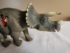 Kenner Jurassic Park Triceratops JP.08 Vintage 1993 Dino Damage No Wound Cover