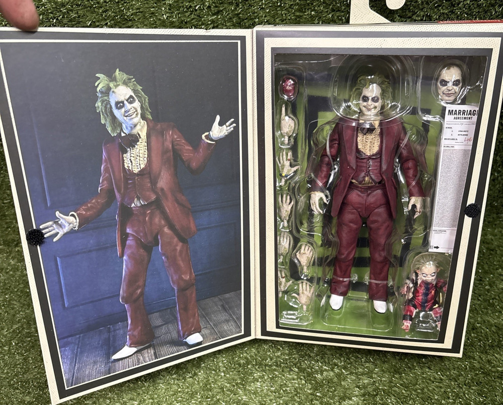 NECA Ultimate Beetlejuice Wedding Tuxedo Figure 2025 Horror/ Comedy NEW