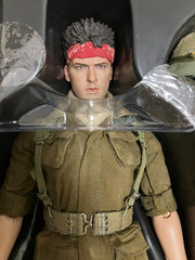 1/6 Hot toys Platoon Bob Barnes Sergeant. Chris Taylor sets