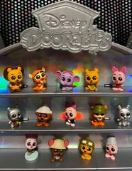Disney Doorables 14 Winnie the Pooh + Friends Tigger Piglet Eeyore mini figures.