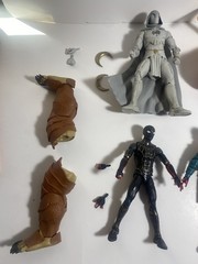 Marvel Legends Action Figures Collectible Lot (everything is great condition) 🔥