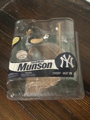 THURMAN MUNSON MCFARLANE MLB 29 SERIES NEW YORK YANKEES. T-42