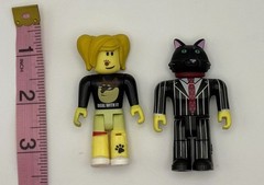 ROBL0X Figured Business Cat And Diggin All Dogs Set Of 2 Series 1 No Codes