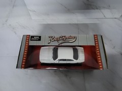 1965 Alfa Romeo Giulia Sprint GTA 1:18 ROAD SIGNATURE YAT MING Die Cast MIB NEW