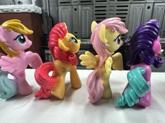 My Little Pony MLP G4 Mini Pony Shimmer Fluttershy Yellow Lot Of 8 Mini Figures