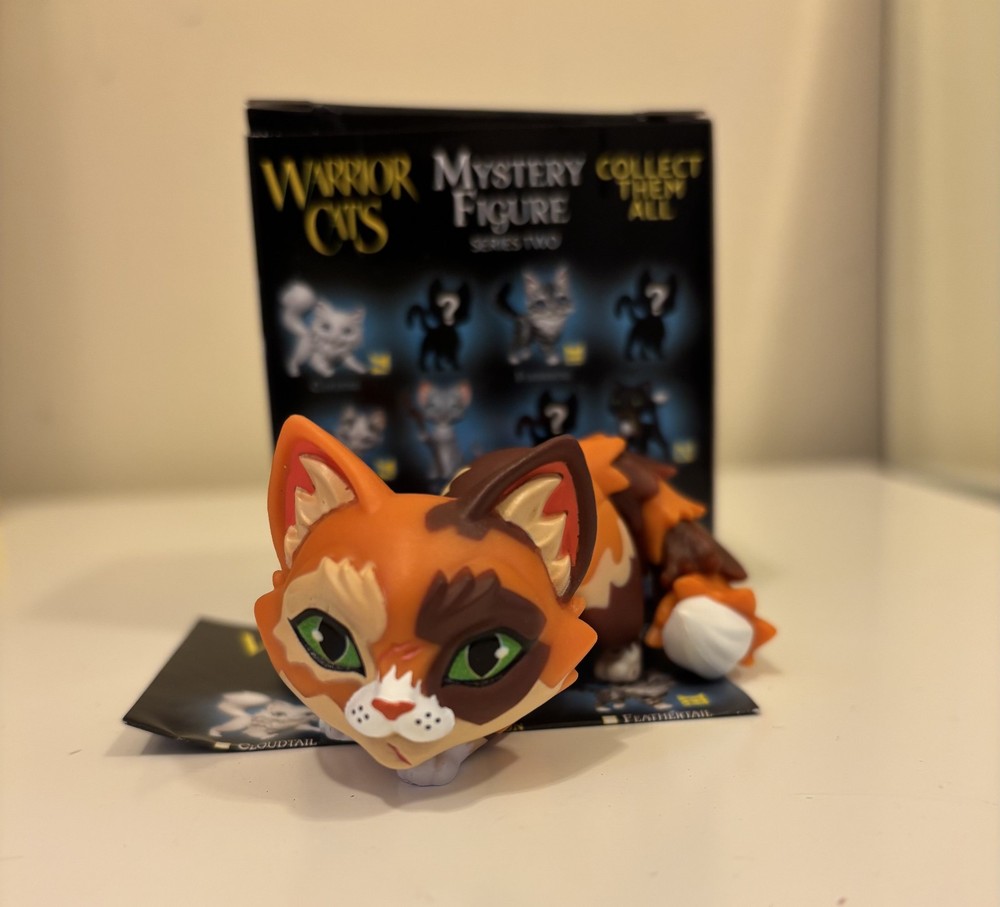 Warrior Cats Mystery Figure – Series 2: TAWNYPELT with box