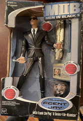 Hasbro Men in Black II Talking Agent Jay w/ Frank the Pug & De-Atomizer