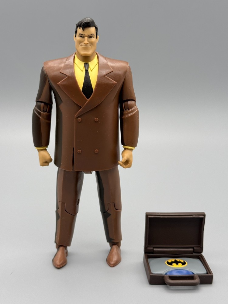 BRUCE WAYNE COMPLETE BAF McFarlane Toys Batman Animated Series Build Figure BTAS