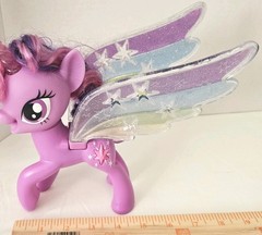 My Little Pony G4 Twilight Sparkle Rainbow Wing Princess- 8” Lights Up