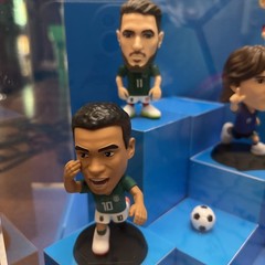 2026 FIFA World Cup ZURU Ballers Soccer Display Case Various Players MESSI~ New