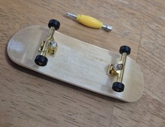 Premium Wood Fingerboard Complete with Bearing Wheels and foam grip and Trucks
