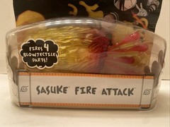 RARE 2006 Naruto Shonen Jump SASUKE FIRE ATTACK Weapon Accessory Set SEALED/NEW