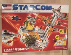 Starcom Starbase Station 100% complete with BOX & Stickers SGT. MAJ. Bull Gruff