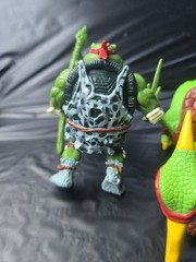 Vintage 1993 TMNT Cave Turtle Raph with Tubular Pterodacty complete Used