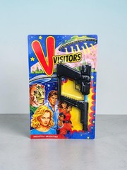V Visitors Custom Laser Weapon Fan Made 3D Printed Retro 80s Style Carded Toy