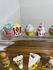 Large Shopkins Lot 30 Pcs. Pie Cake Cupcakes Poppy Corn, Figures