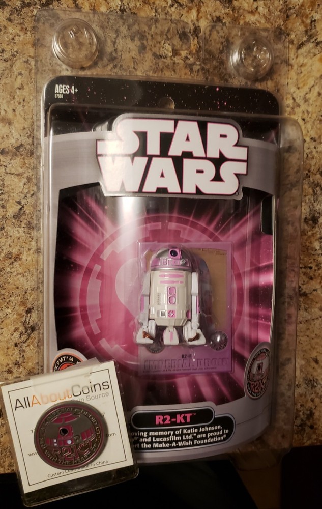 R2-KT Exclusive Figure And Challenge Coin